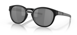 Óculos de sol Oakley LATCH 9265, cor 926527 · Black matte with Prizm Black lenses