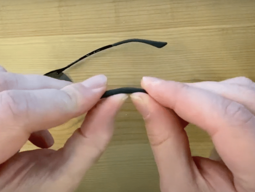 Como ajustar os seus óculos Ray-Ban? – imagem 2